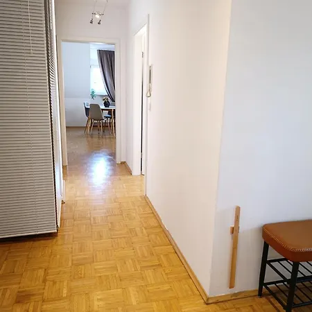 13 Old Town Apartment *